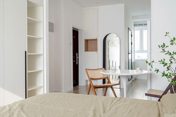 35㎡住宅公寓 原木+白色 超多收纳的北欧简洁风9