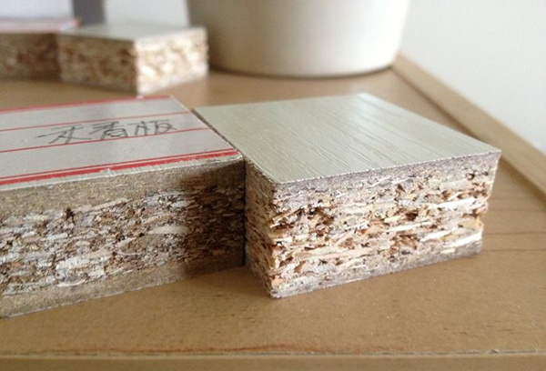 禾香木板材有危害吗？怎么辨别禾香板家具？